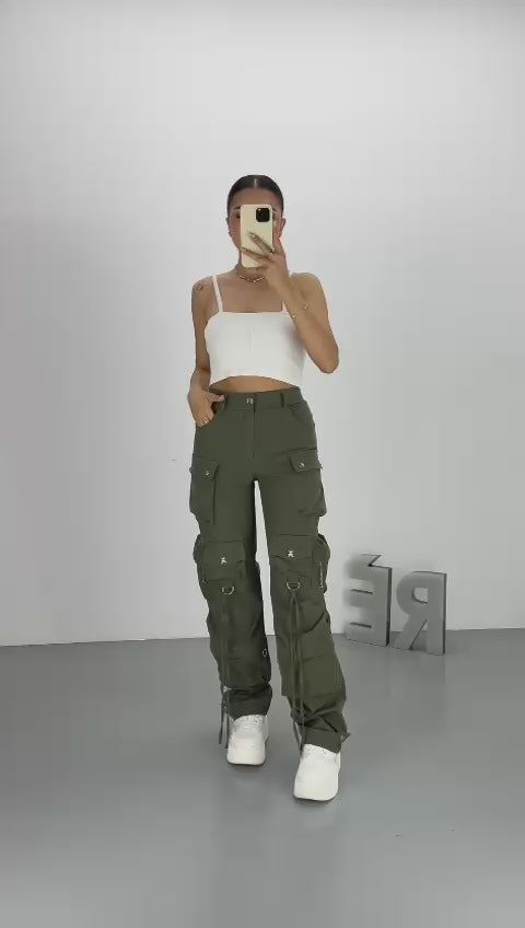 MULTI POCKET PANTS IN OLIVE